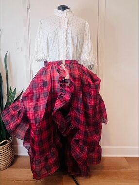 Selkie red tartan duchess tournure XXL